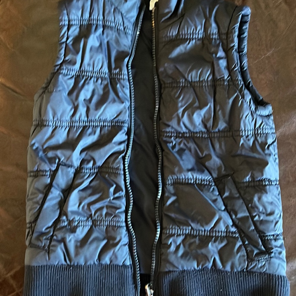 Okaidi black puffer vest